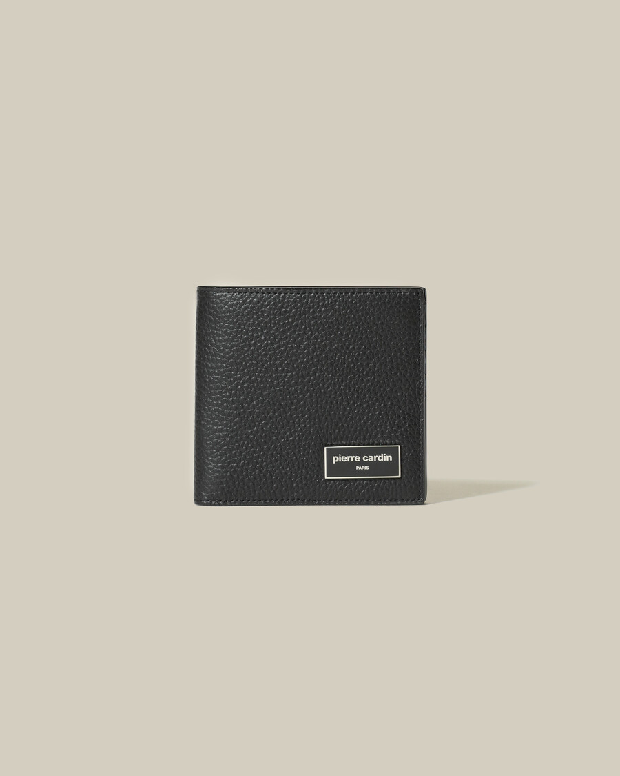 cartera plegable adornada con la marca