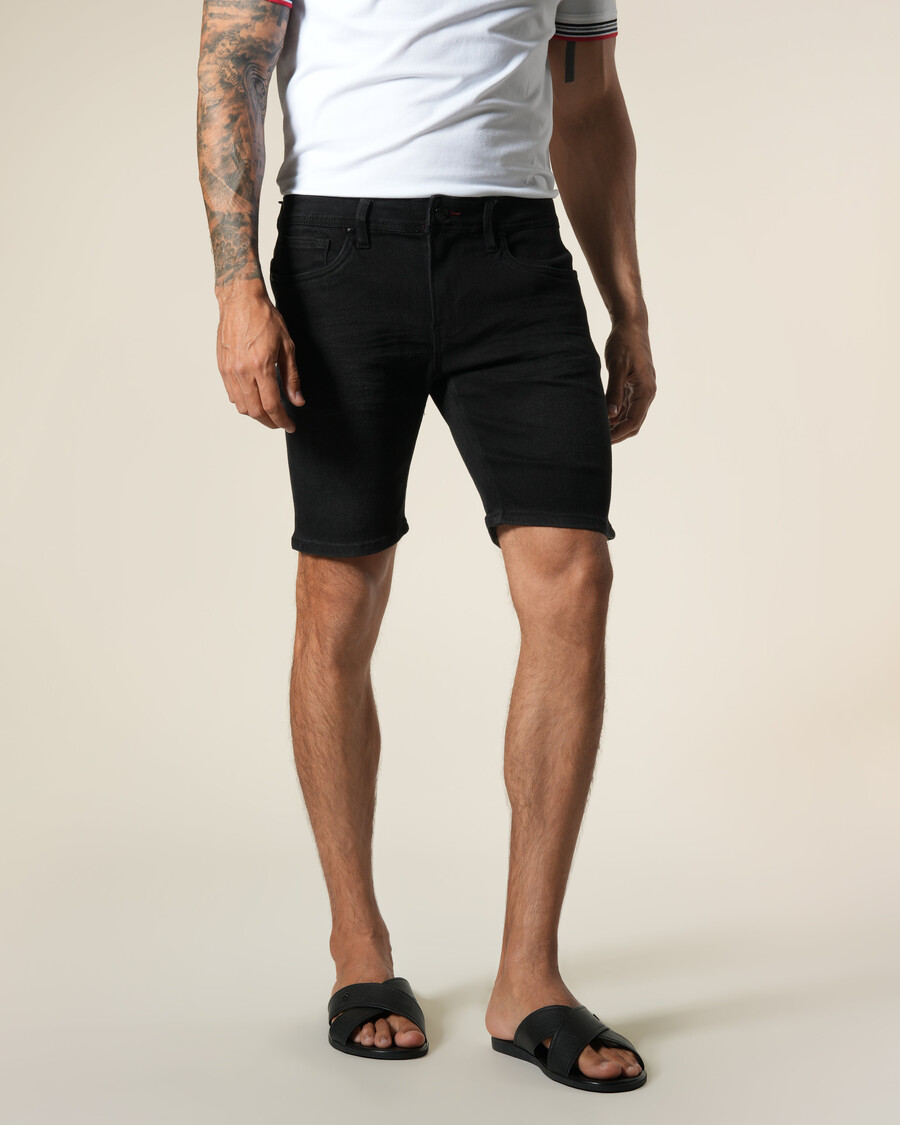 bermudas vaqueras con parche de cuero