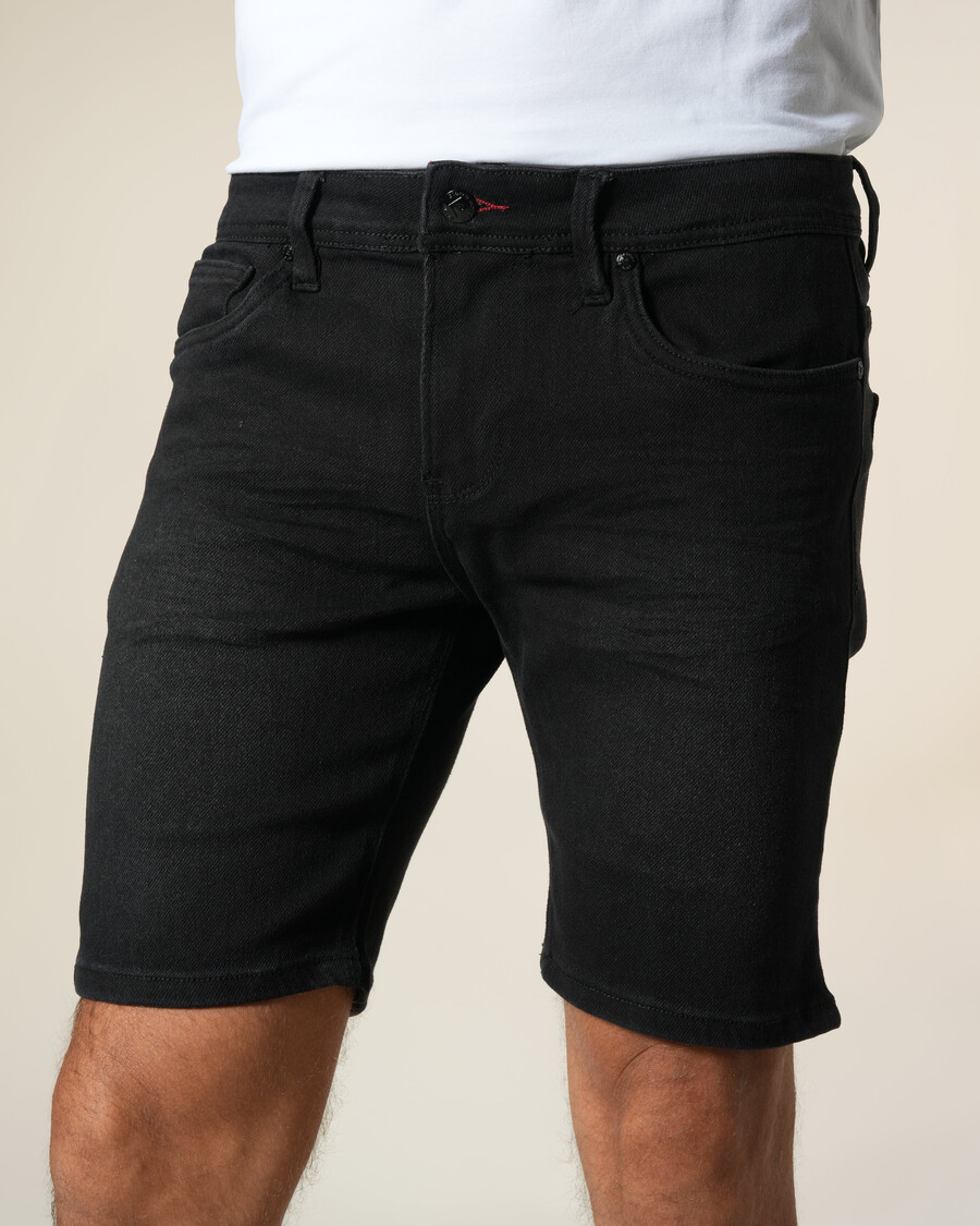 bermudas vaqueras con parche de cuero