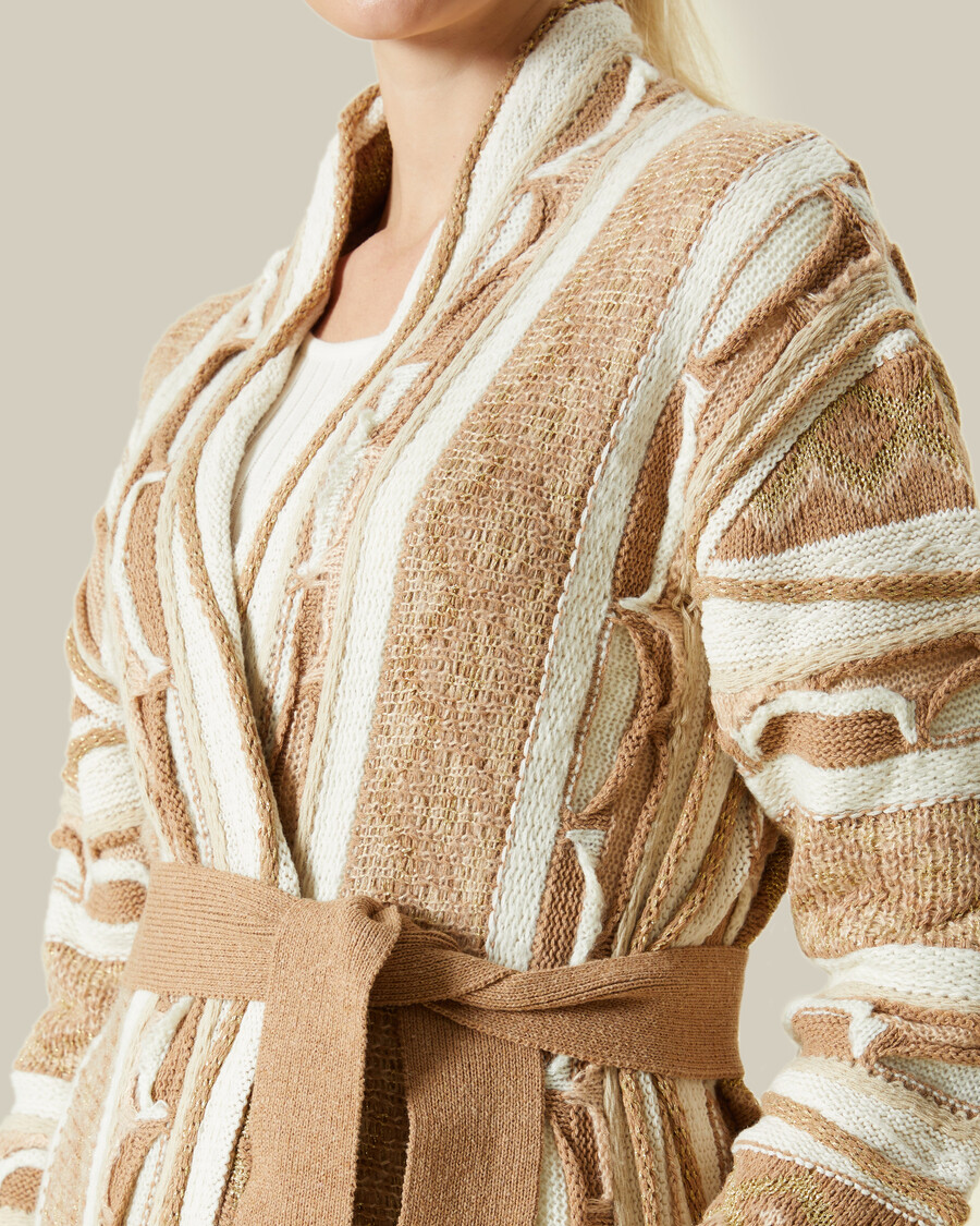 cárdigan estampado con detalles metálicos
