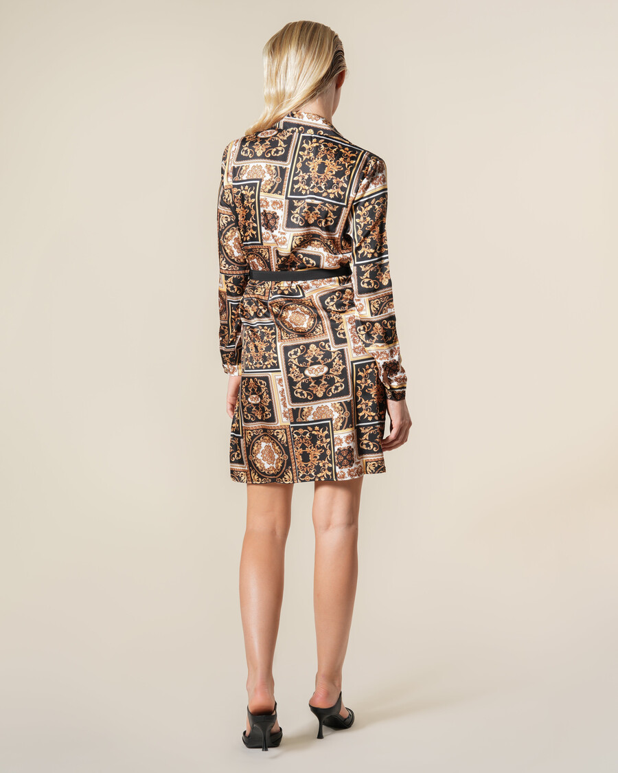 minivestido con estampado de serpiente y barroco
