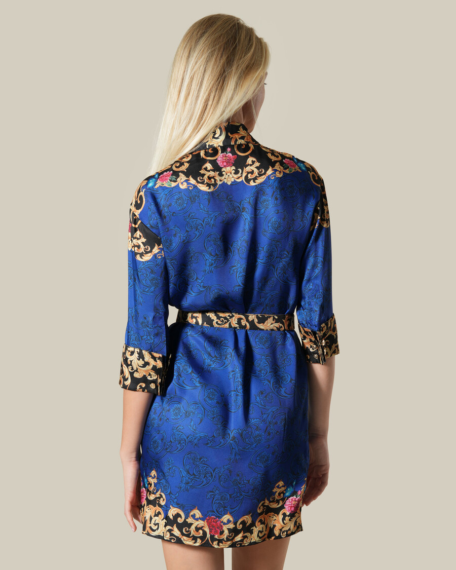 vestido estampado con diseño floral barroco