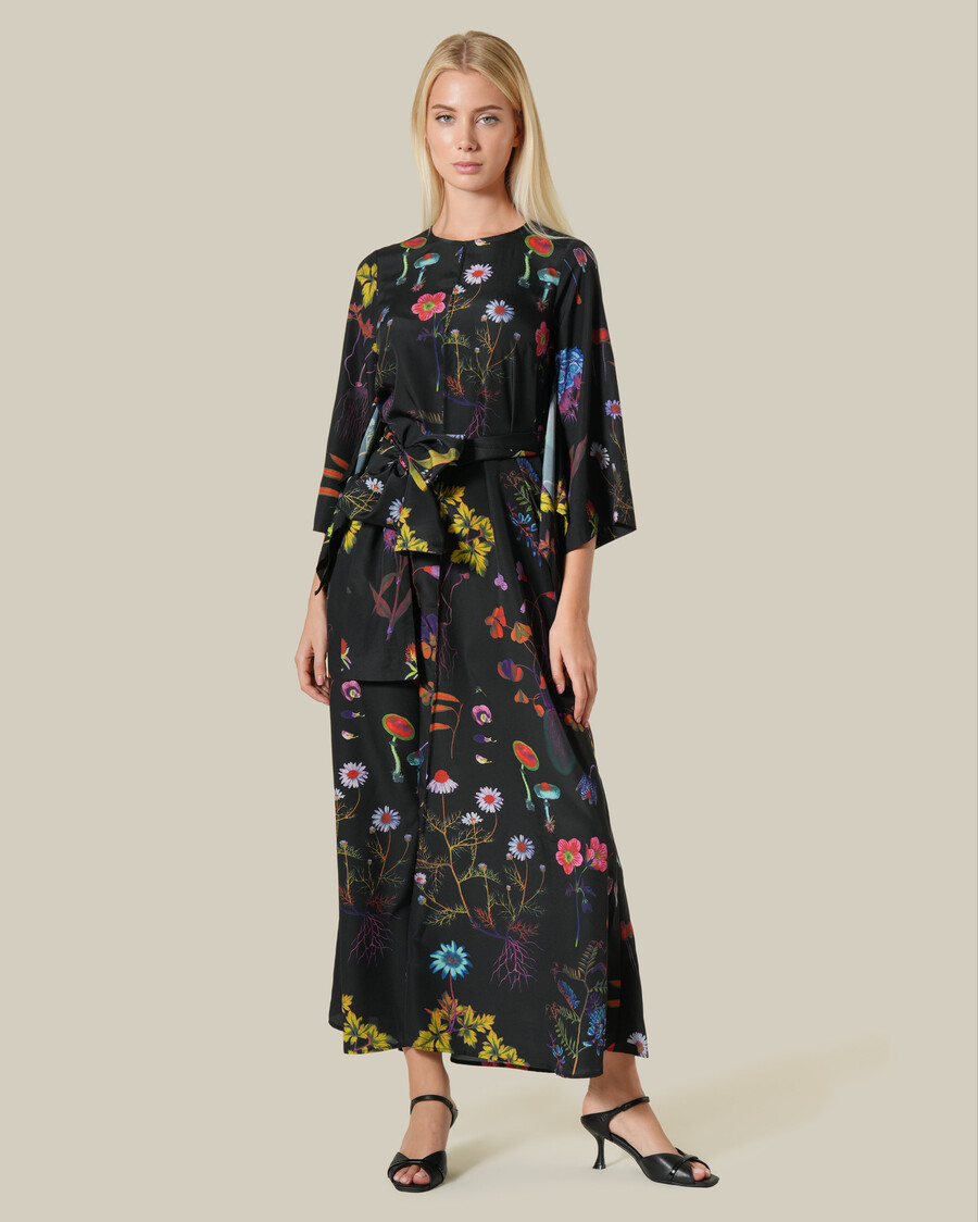 vestido largo con estampado floral multicolor