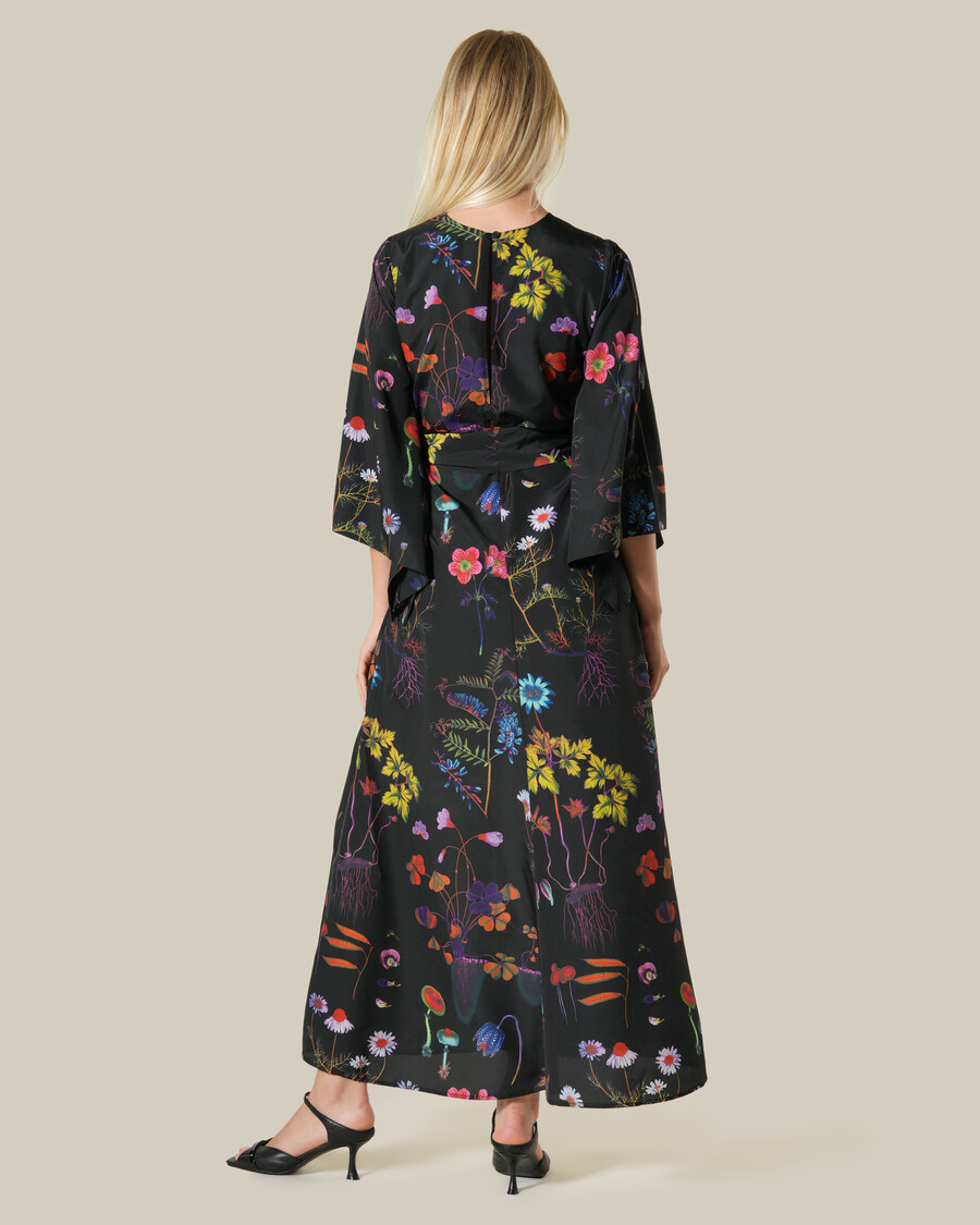 vestido largo con estampado floral multicolor