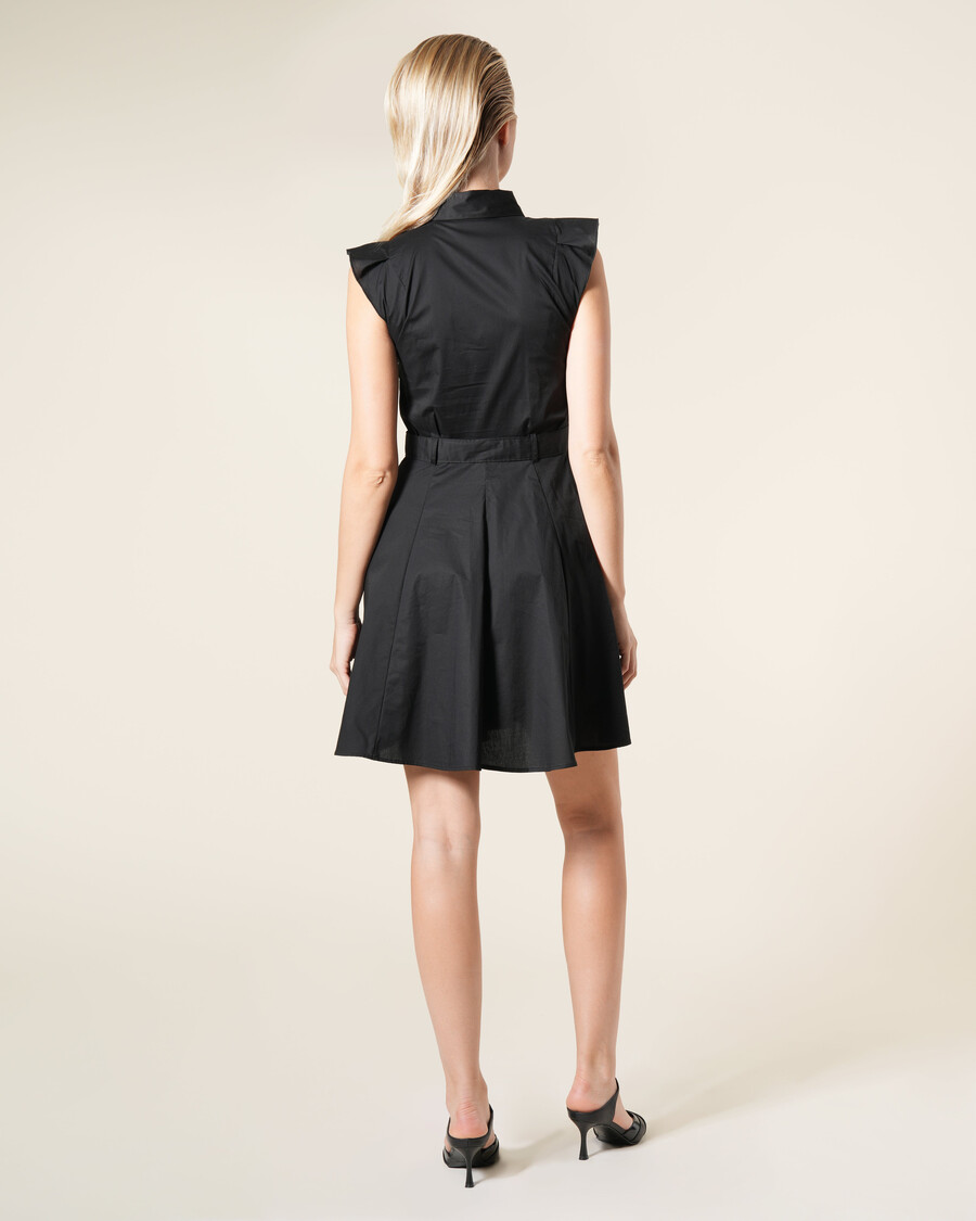 vestido camisero con mangas onduladas y cinturón