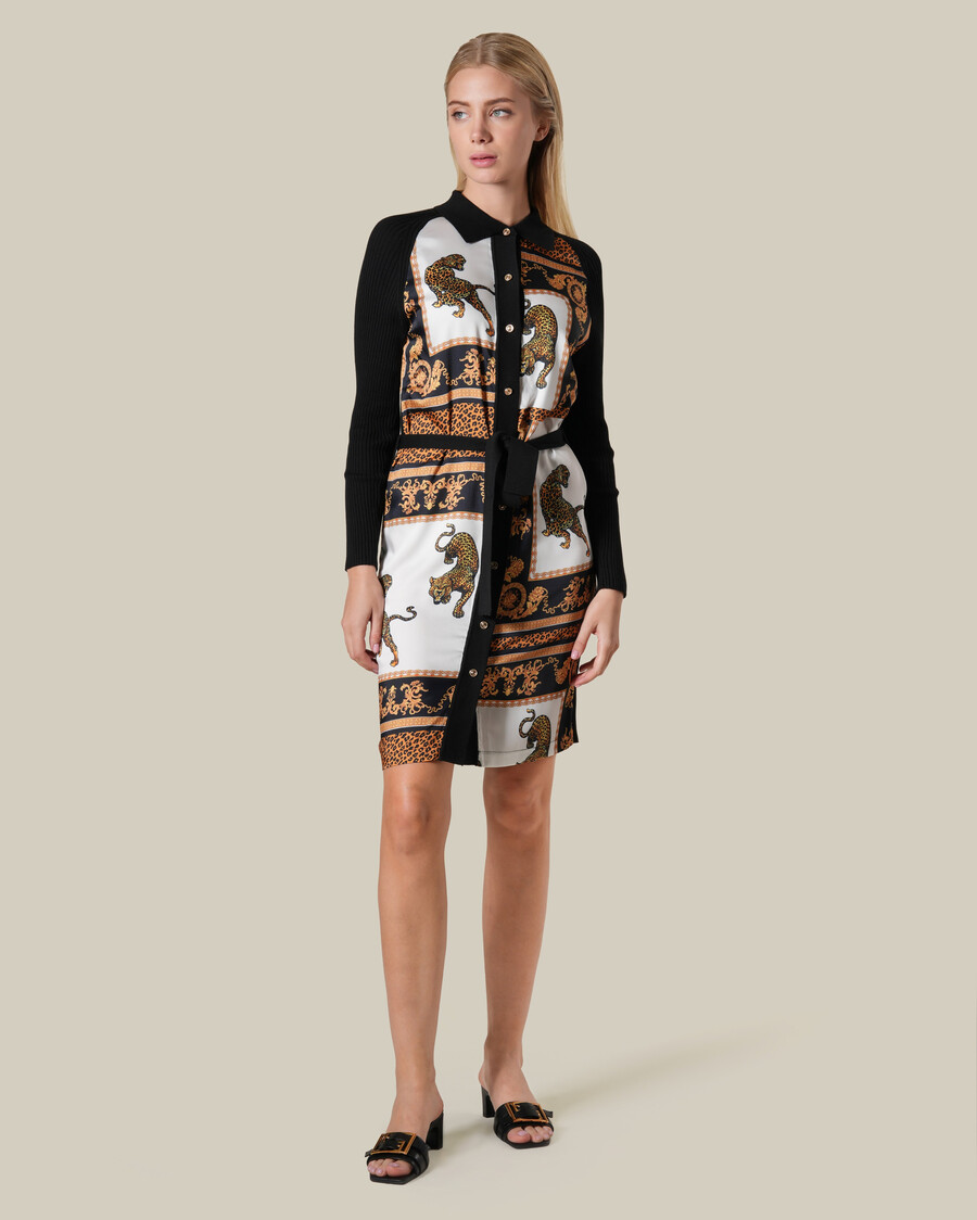vestido con estampado barroco de leopardo